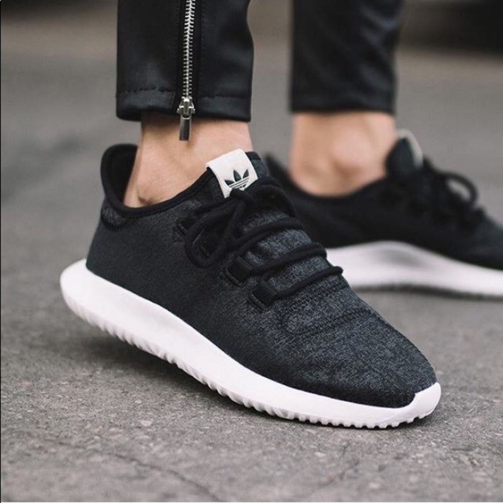 women’s adidas tubular shadow sneakers size 5.5